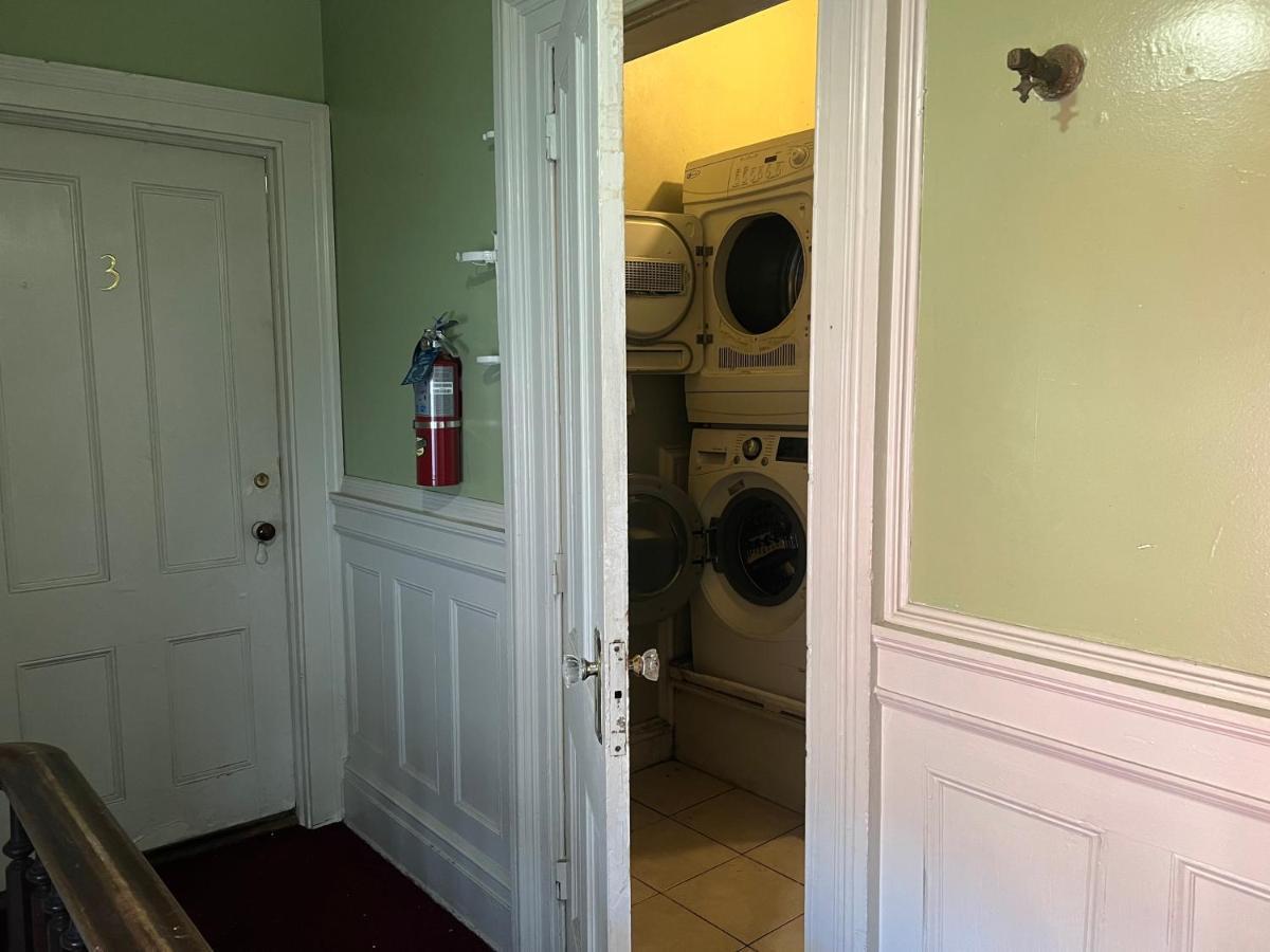 1 Bedroom Private Victorian Apt In Convenient City Location On 5 Acre, Sleeps 4 波基普西 外观 照片