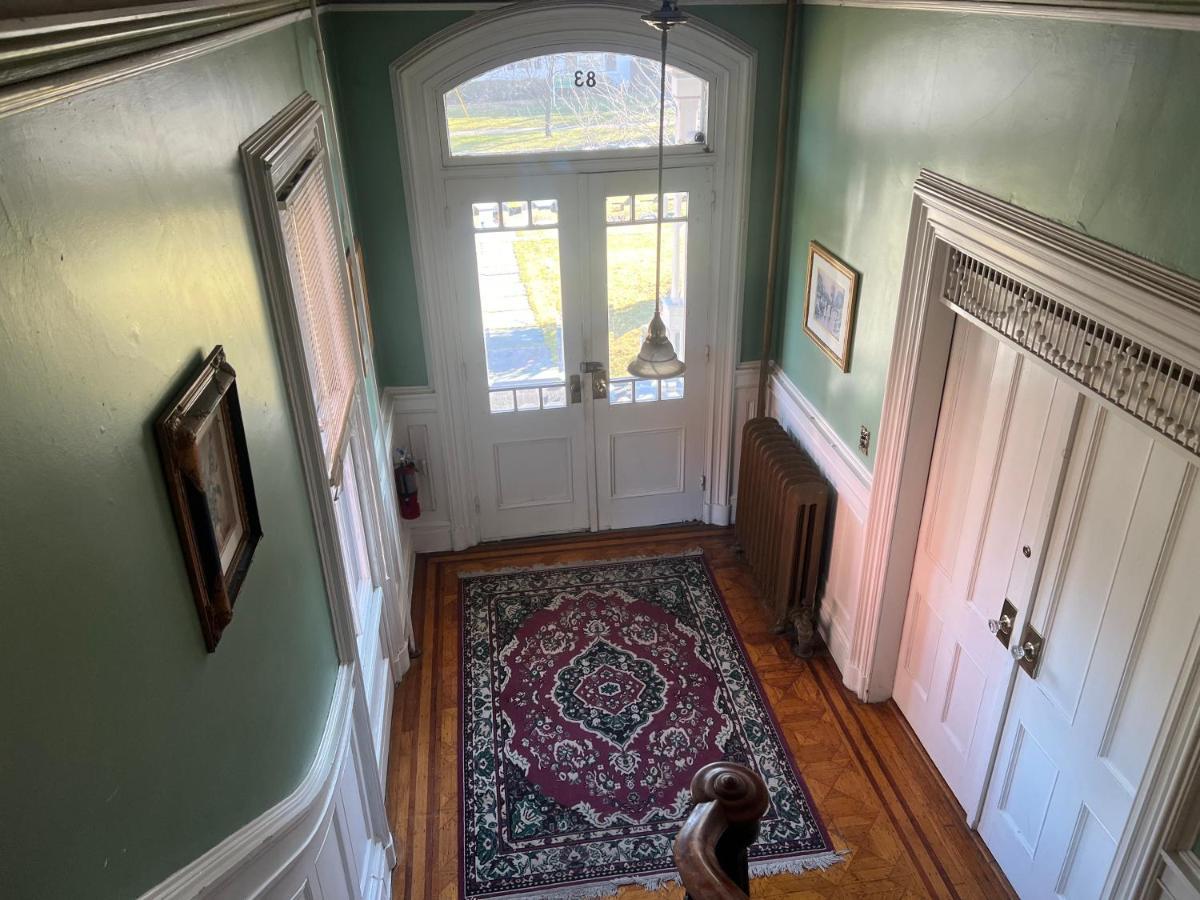 1 Bedroom Private Victorian Apt In Convenient City Location On 5 Acre, Sleeps 4 波基普西 外观 照片